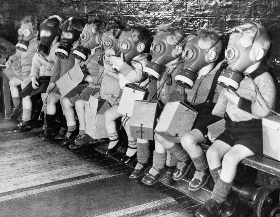 rare pics , amazing pics, historical pic , WWII photos, world war photo, photos from the past
