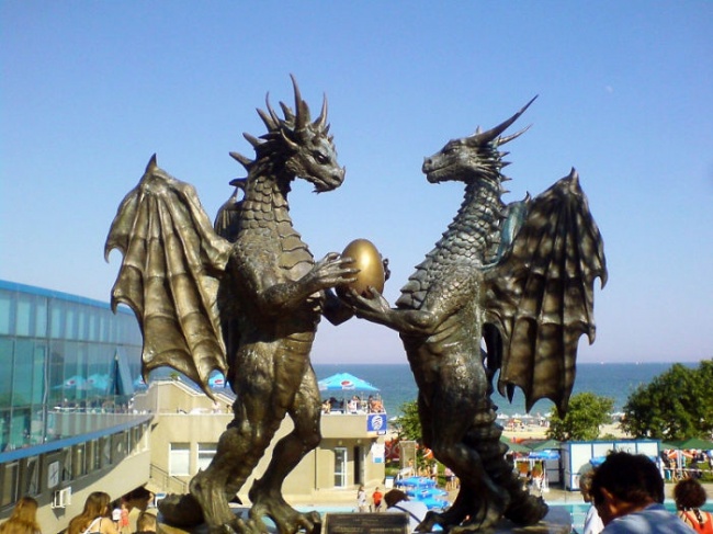 modern sculptures 17