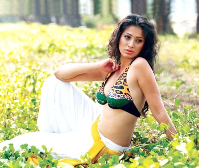 lakshmi rai wallpapers, lakshmi rai hot pics, lakshmi rai sexy pics, lakshmi rai latest pics, lakshmi rai movie, lakshmi rai hot photo,
