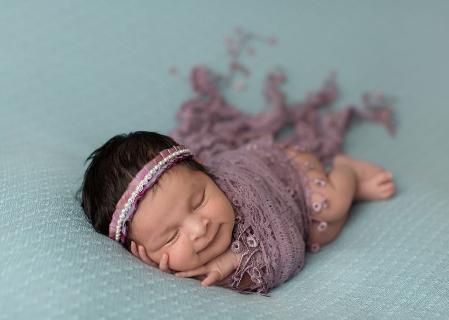 Photography, photographer, newborn photography, baby, babies, cute, funny, sweet, lovely, amazing, awesome, mindblowing, child, sleeping baby, smiling baby, newborn smile