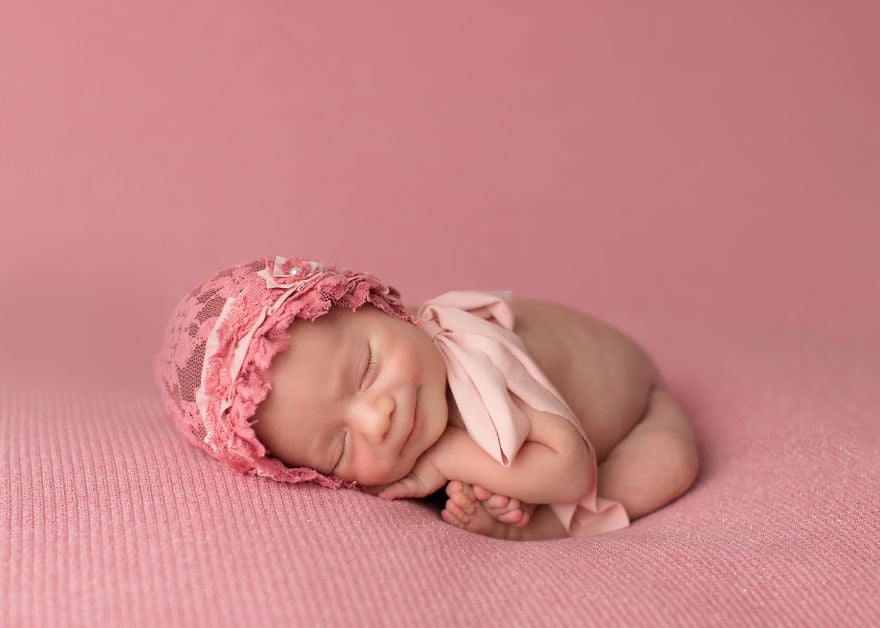 Photography, photographer, newborn photography, baby, babies, cute, funny, sweet, lovely, amazing, awesome, mindblowing, child, sleeping baby, smiling baby, newborn smile