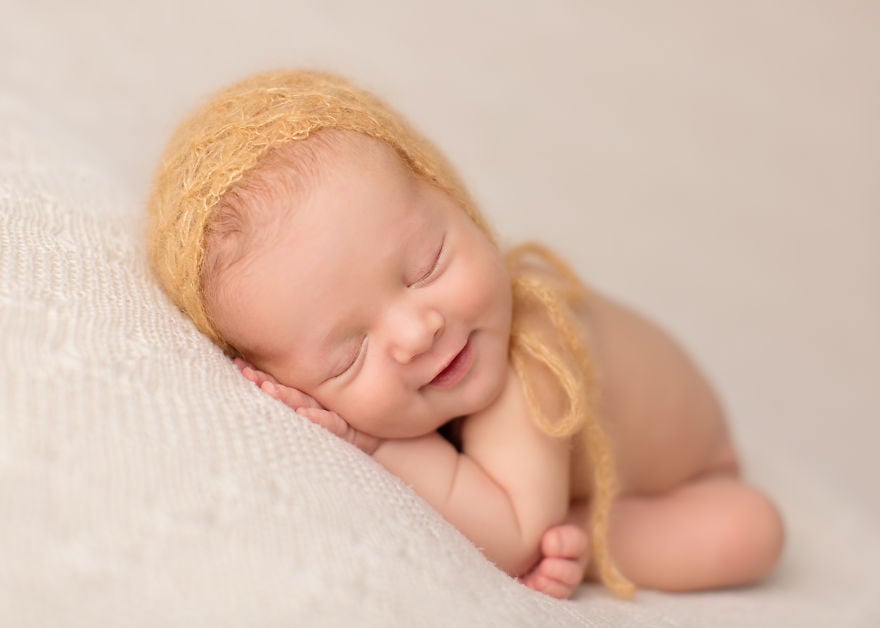 Photography, photographer, newborn photography, baby, babies, cute, funny, sweet, lovely, amazing, awesome, mindblowing, child, sleeping baby, smiling baby, newborn smile