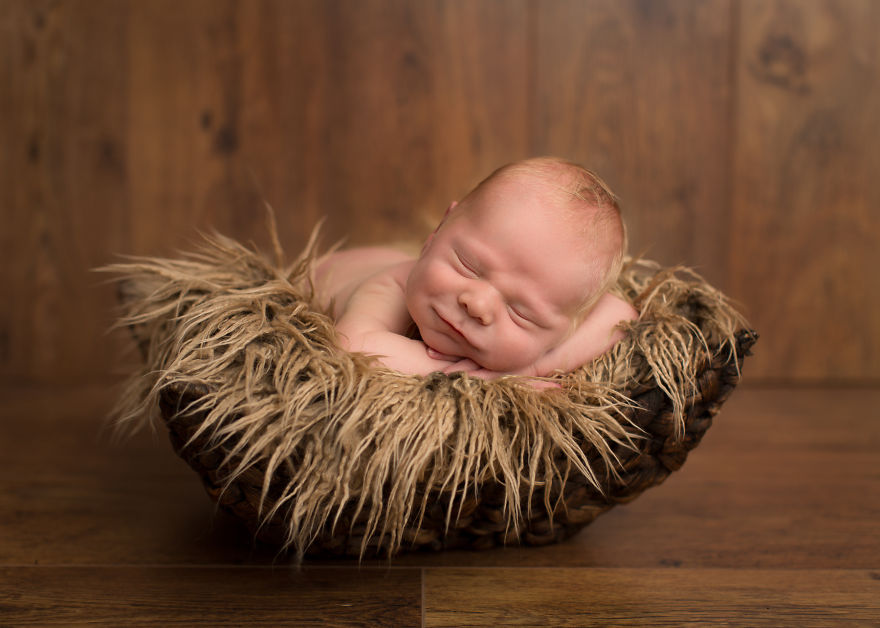 Photography, photographer, newborn photography, baby, babies, cute, funny, sweet, lovely, amazing, awesome, mindblowing, child, sleeping baby, smiling baby, newborn smile