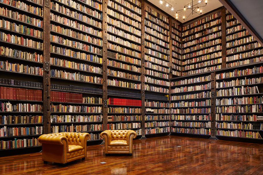 old building, Stoney Island, art, theaster gates, rebuild foundation, idea, creative, meaningful, artist, art center, art, history, Chicago, abandoned building, Stony Island Trust, Savings Bank building, great, wow, amazing, awesome