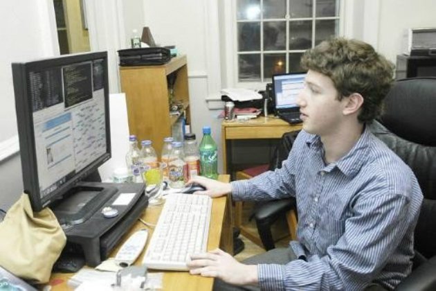 Mark zuckerberg, zuckerberg, zuckerberg photo, facebook, zuckerberg story, facebook story, mark zuckerberg young, mark zuckerberg kid, mark zuckerberg school, mark zuckerberg harvard, hostel, social network, biography, mark zuckerberg wife, priscilla chan, story, fb ceo, documentary