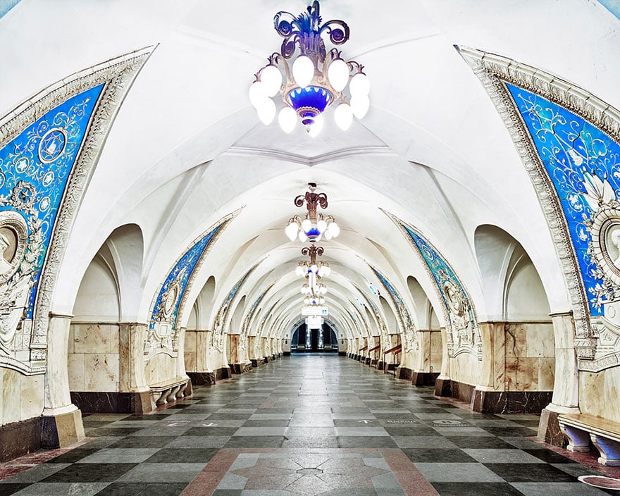 moscow, metro station, architecture, russia, david burdeny, the Moscow Metro, architect, photographer, Canada, big Soviet propaganda project, photo series, “Russia: A Bright Future, photography, amazing, beauty, awesome, wow, historic station