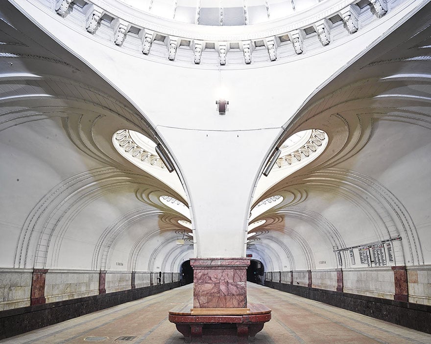 Moscow, metro station, architecture, russia, david burdeny, the moscow metro, architect, photographer, canada, big soviet propaganda project, photo series, “russia: a bright future, photography, amazing, beauty, awesome, wow, historic station