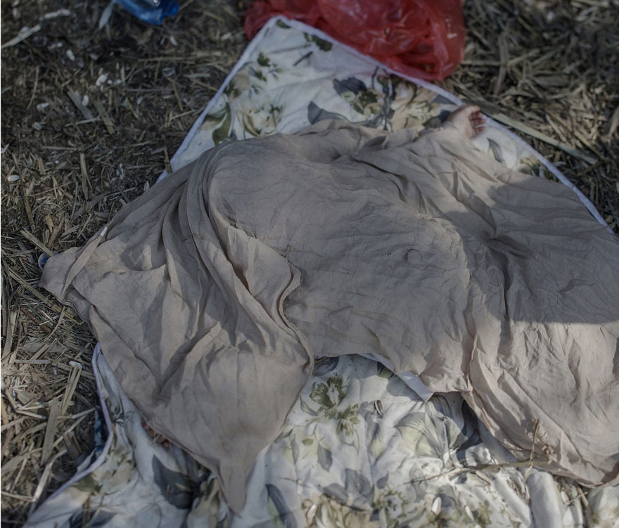 Children, syrian, refugee, syrian crisis, photography, magnus wennman, photojournalist, stockholm, serbia, where the children sleep, homeless children, heartbreaking