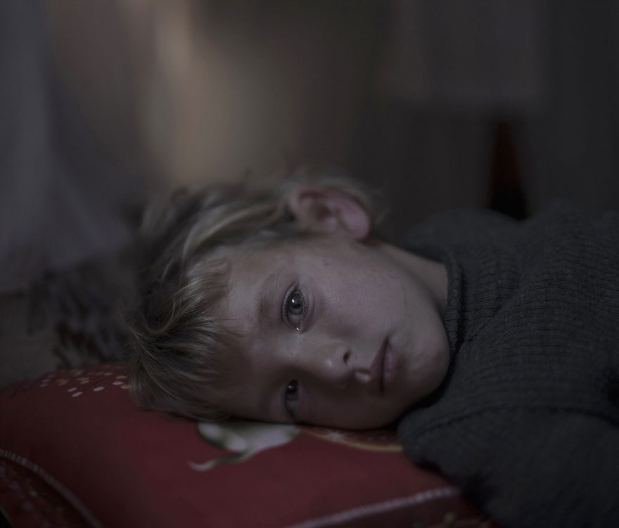 Children, syrian, refugee, syrian crisis, photography, magnus wennman, photojournalist, stockholm, serbia, where the children sleep, homeless children, heartbreaking