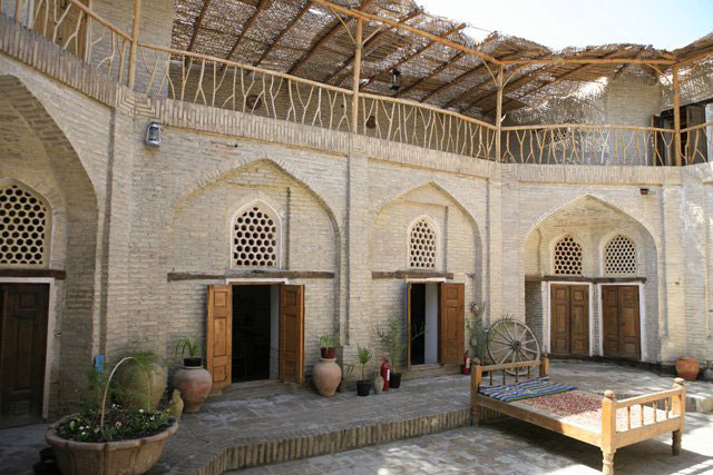uzbekistan, uzbekistan facts, uzbekistan photo, tashkent, bukhara, uzbek beauty, asian women, prostitution, muslim, culture, tourism, religion, country