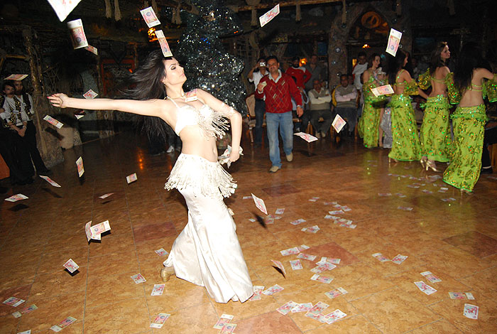 uzbekistan, uzbekistan facts, uzbekistan photo, tashkent, bukhara, uzbek beauty, asian women, prostitution, muslim, culture, tourism, religion, country