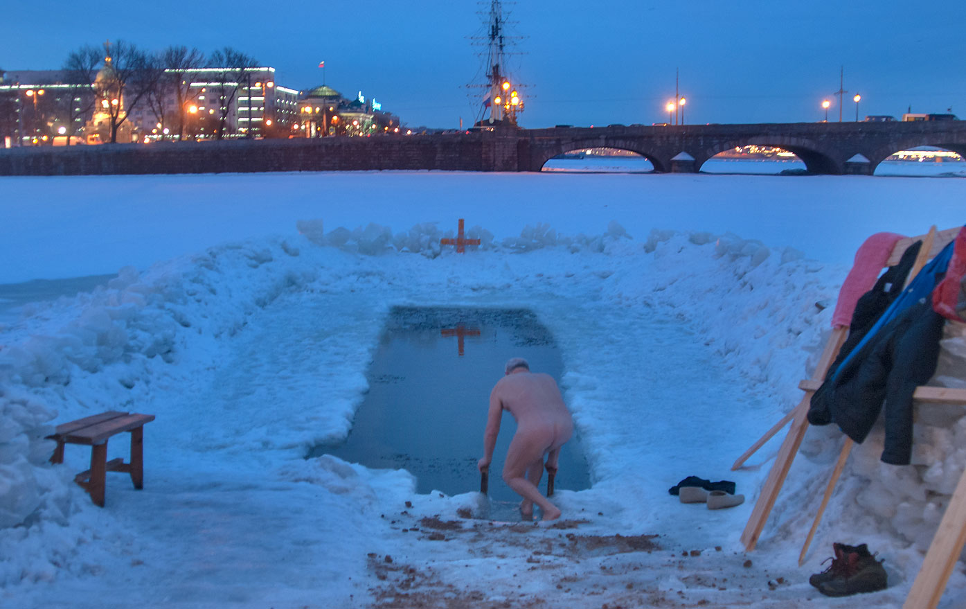 Russian Women Winter Swim 17