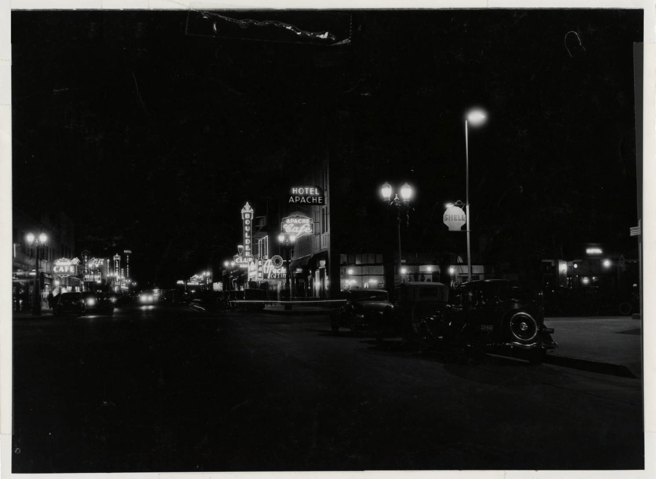 lasvegas, las vegas old photo , las vegas strip , las vegas downtown old photo, usa old photo , rare photo of las vegas , usa history, old american photo