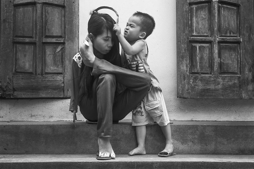 Vietnamese Girl, Nguyet, Vietnam, photography, girl without arm, war, agent orange, toxic chemicals, Nguyen Vu Phuoc, motivational, inspiring, bad effect