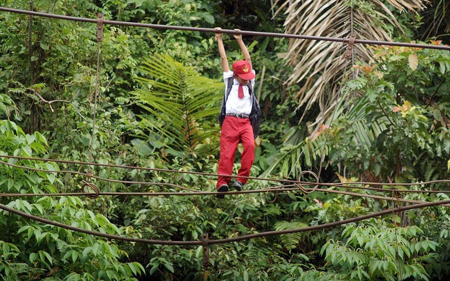 dangerous, school, weird, photography, amazing, dangerous journey to school, asia, india school children, indonesia school, china school, colombia, african