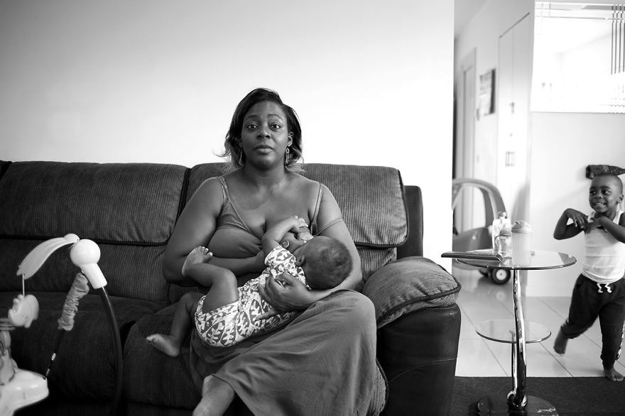 baby photography, black and white photography, breastfeeding, motherhood, Suzie Blake, photographer, photography, artist, child, amazing, awesome, photography project