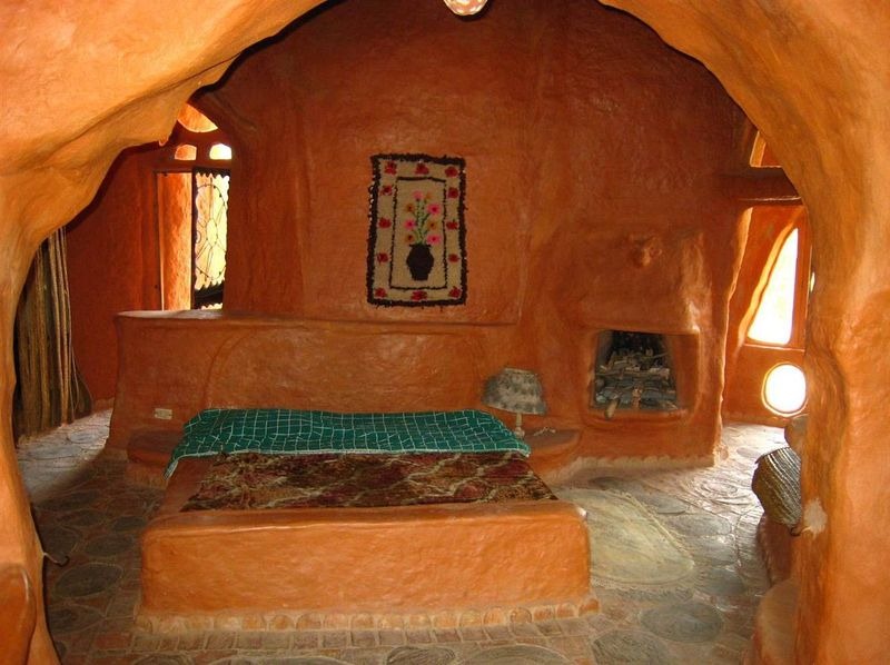 Clay house, colombia, columbian architect, octavio mendoza, clay, sand, design, amazing, incredible, idea, awesome, art