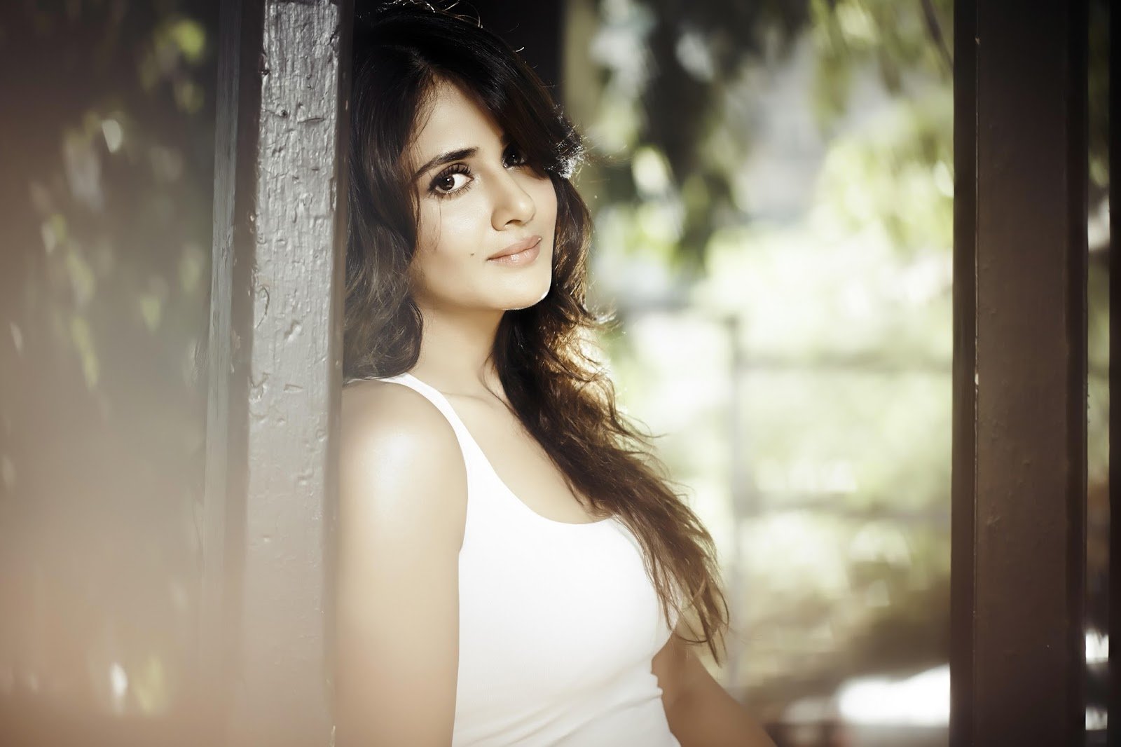 parul yadav wallpapers, parul yadav hot pics, parul yadav sexy pics , parul yadav latest pics,parul yadav movie, parul yadav hot photo,sandalwood actress