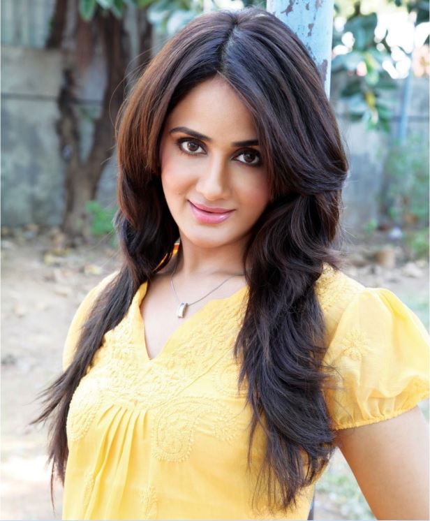 Parul yadav wallpapers, parul yadav hot pics, parul yadav sexy pics , parul yadav latest pics,parul yadav movie, parul yadav hot photo,sandalwood actress