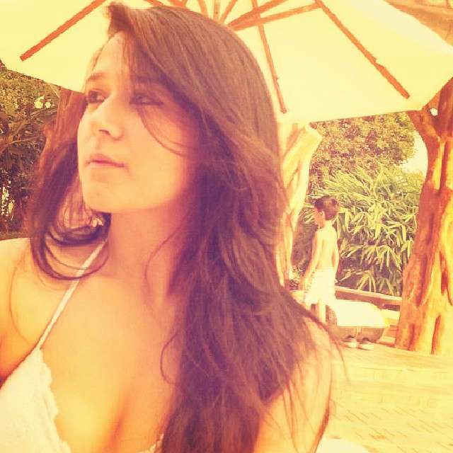 krishna shroff, krishna shroff hot, krishna shroff topless, krishna shroff instagram, krishna shroff photo, tiger shroff, jackie shroff, hot actress photos, indian actress, indian model, bollywood, krishna shroff selfie, jackie shroff daughter