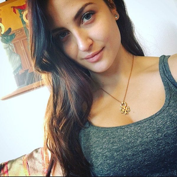 Elli avram, elli avram hot, elli avram sexy, elli avram photo, elli avram wallpaper, hot actress photos, indian actress, maxim magazine, videshi model, elli avram twitter, elli avram instagram, elli avram facebook, bollywood, big boss