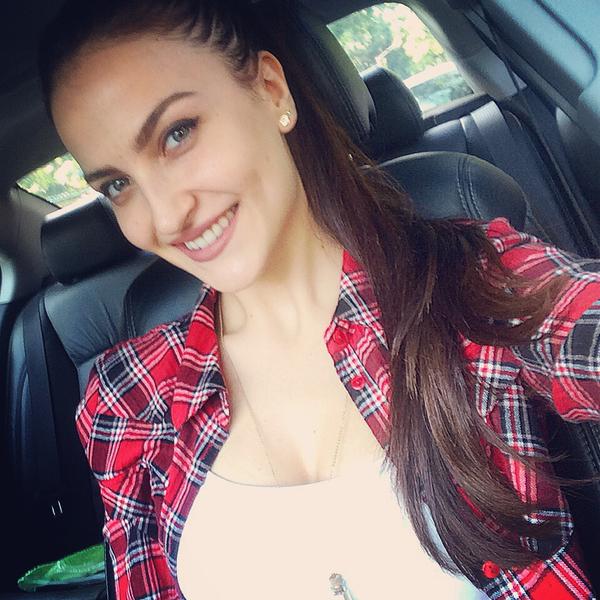 Elli avram, elli avram hot, elli avram sexy, elli avram photo, elli avram wallpaper, hot actress photos, indian actress, maxim magazine, videshi model, elli avram twitter, elli avram instagram, elli avram facebook, bollywood, big boss