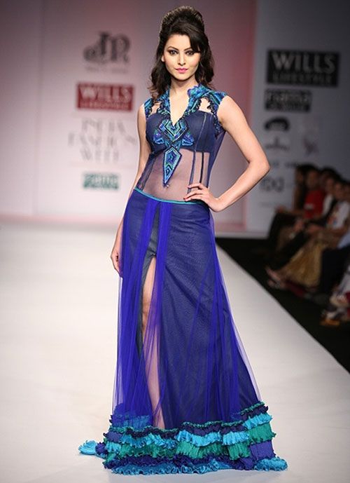 urvashi rautela wallpapers, urvashi rautela hot pics, urvashi rautela sexy pics , urvashi rautela latest pics,urvashi rautela movie, urvashi rautela hot photo