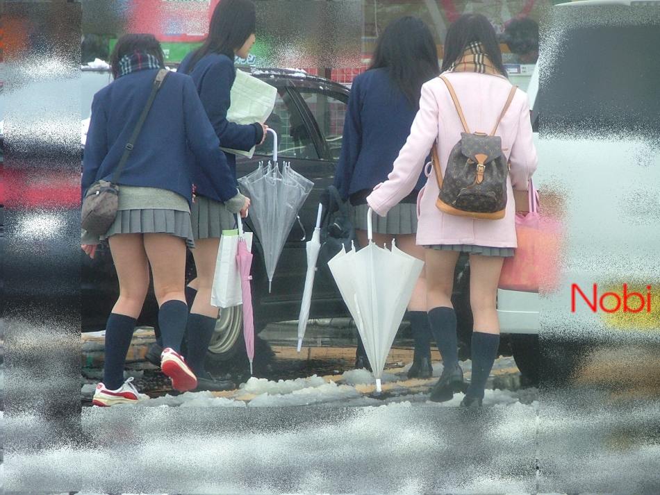 japan, japanese, school girl, fashion, weird, winter, kogal, japanese schoolgirl, asian, short skirts, snow festival