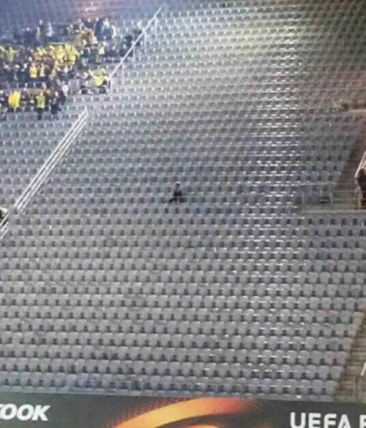 funny, internet, memes, forever alone, forever alone kid, hilarious, humor, WTF, lol, bored, lonely