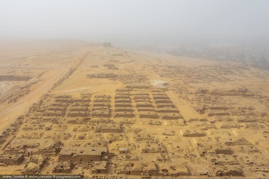 German, egypt, pyramid of giza, daredevil, climbers, andrej ciesielski, adventure, tourism, travel, munich, cairo