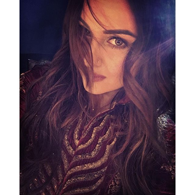 sonakshi sinha, sonakshi sinha hot, sonakshi sinha sexy, sonakshi sinha photo, sonakshi sinha wallpaper, hot actress photos, indian actress, sonakshi sinha twitter, sonakshi   sinha instagram, sonakshi sinha facebook, bollywood, sonakshi sinha mother, sonakshi sinha selfie, sonakshi sinha without makeup, sonaksi, sonakshi, sonakshi sinha dubsmash, dubsmasher, crazy