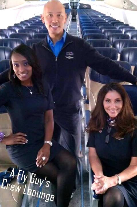 35 Hottest Flight Attendant Uniforms Selfies Around The World