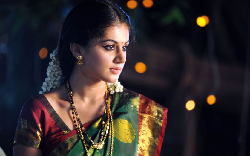 tapsee pannu in saree