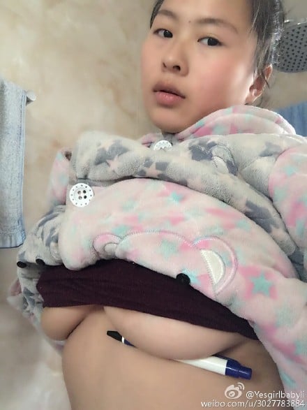 meme, beauty, beauty standards, sexy, selfie, trend, viral, crazy, boobs, chinese boobs, japanese boobs, underboobs, pen breast
