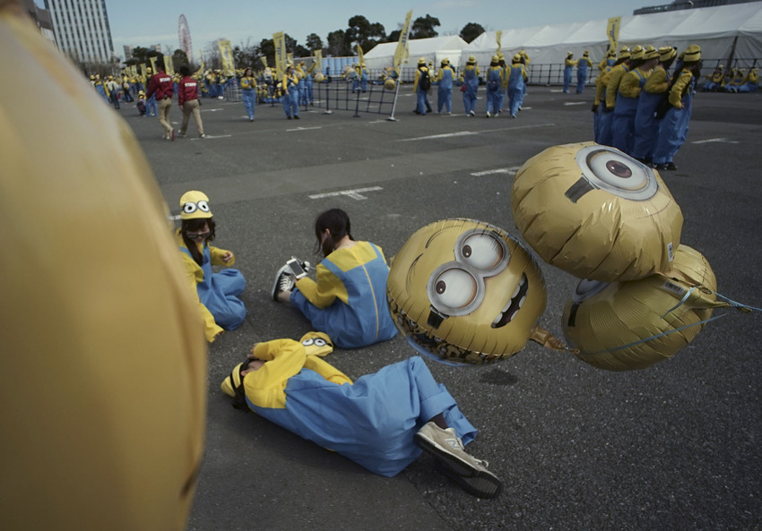 japan, minions, tokyo, charity, asia, japanese girls, minions run, japanese selfie, hot selfie, cute japanese