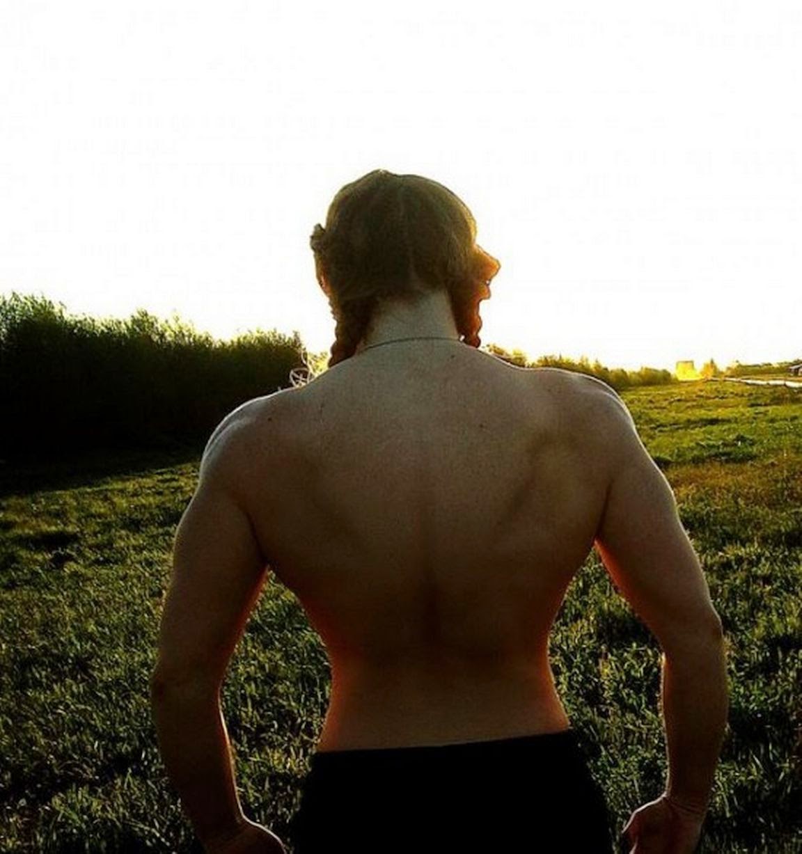 julia vins wiki, julia vins measurements, julia vins instagram, julia vins facebook, julia vins vk, julia vins records, julia vins 9gag, julia vins powerlifter, hottest powerlifter, hottest bodybuilder, female bodybuilder, russia, russian, hot, sexy, cute, girls, sexiest female bodybuilder
