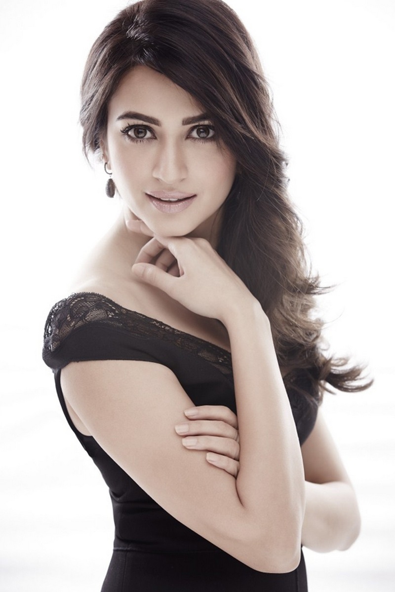 Kriti kharbanda wallpapers,kriti kharbanda hot pics,kriti kharbanda sexy pics,kriti kharbanda latest pics,kriti kharbanda movie,kriti kharbanda hot photo