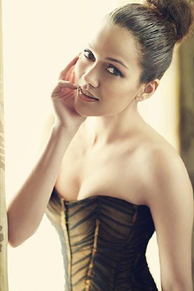 waluscha de sousa wallpapers,waluscha de sousa hot pics,waluscha de sousa sexy pics,waluscha de sousa latest pics,waluscha de sousa movie,waluscha de sousa hot photo