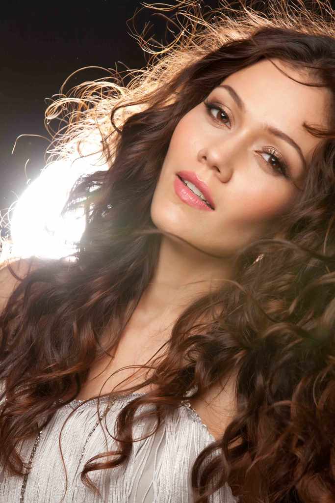 waluscha de sousa wallpapers,waluscha de sousa hot pics,waluscha de sousa sexy pics,waluscha de sousa latest pics,waluscha de sousa movie,waluscha de sousa hot photo