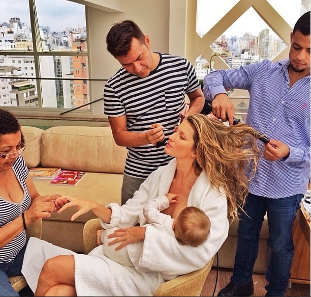 Breastfeeding, celebrity breastfeeding, celebs breast, celebs boobs, instagram, brelfie, celebrity moms, breastfeeding selfies, social media, buzz, viral