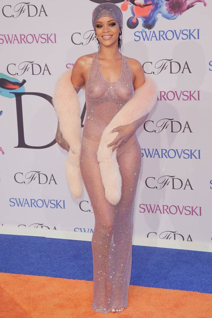 rihanna wallpapers,rihanna hot pics,rihanna sexy pics,rihanna latest pics,rihanna movie,rihanna hot photo,rihanna hd wallpaper