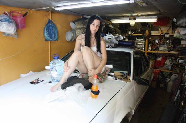 russia, russian, russian girls, viral, girl with car, moscow, russia, girl car repairs, hot mechanic, girl mechanic