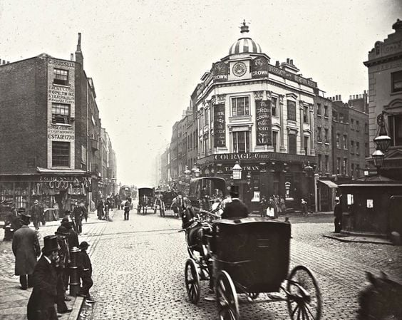 Downtown london old photo, ,london ,london old photo,london old pics,never seen london ,unseen photo london ,unseen london, london tram