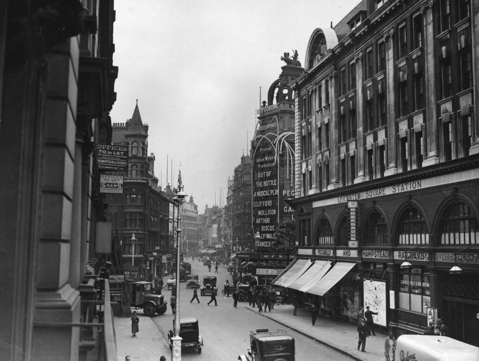 downtown london old photo, ,london ,london old photo,london old pics,never seen london ,unseen photo london ,unseen london, london tram