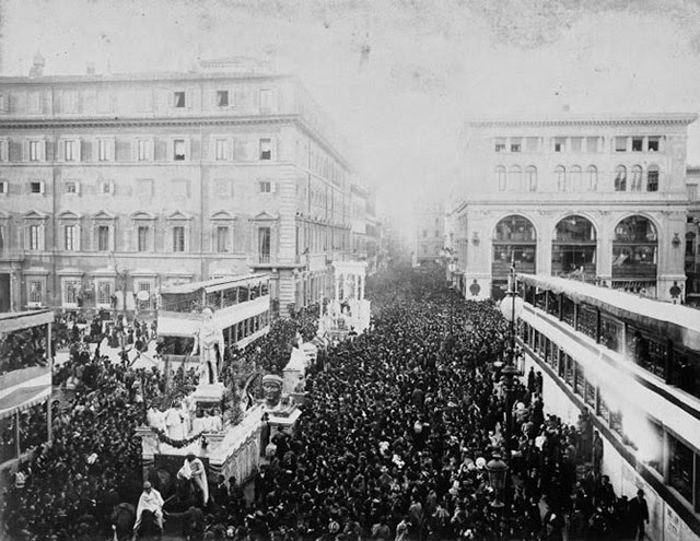 rome , rome old photos, rome vintage photos , vintage photos , historical rome, roma capitale, roma capitale old photos, colosseum old photos, spenish steps , spenish steps old photos, roman forum ,trevi fountain photos