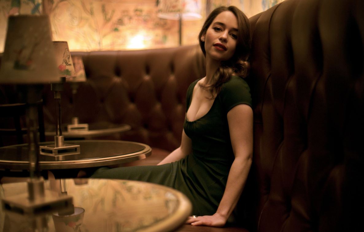 Emilia clarke wallpapers,emilia clarke hot pics,emilia clarke sexy pics,emilia clarke latest pics,emilia clarke movie,emilia clarke hot photo,emilia clarke hd wallpaper, game of throne, game of throne pics, daenerys targaryen game of thrones,daenerys targaryen