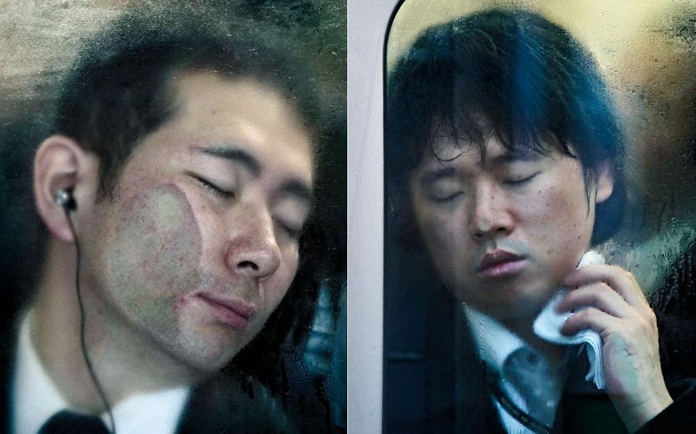 japan, japanese train, japanese train pusher, pusher, asia, oshiya, weird, wtf, omg, railway system, tokyo, train pushers tokyo, railway station attendant