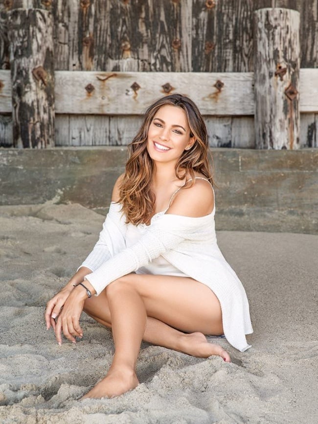 kelly brook, kelly brook body, kelly brook hot, kelly brook nude, perfect body, perfect size, perfect breast, ideal woman's body, kelly brook instagram, kelly brook wiki