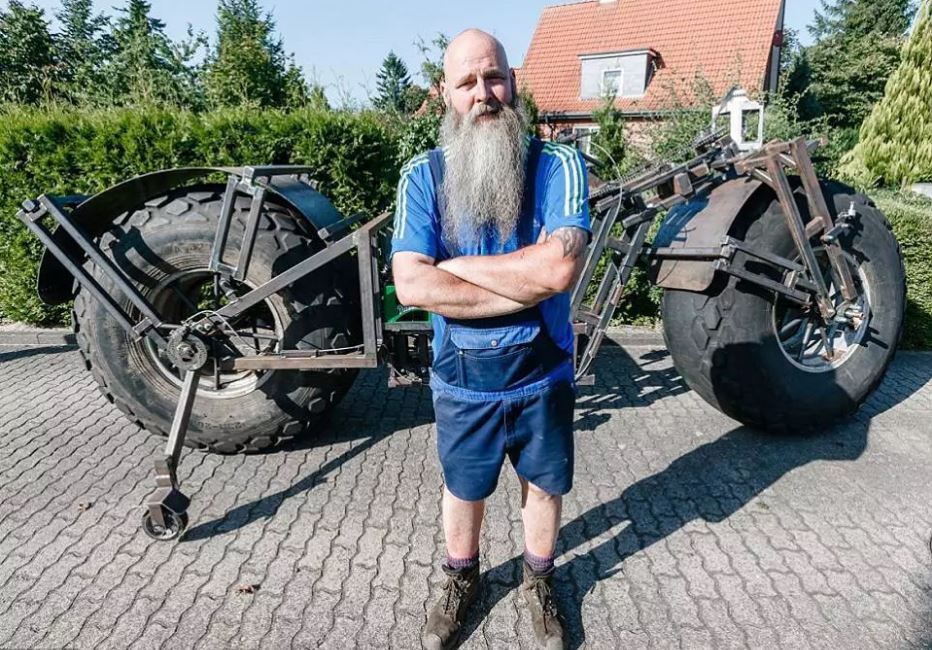 Frank Dose, germany, europe, crazy, bicycle, giant, biggest bicycle, guinness book world records