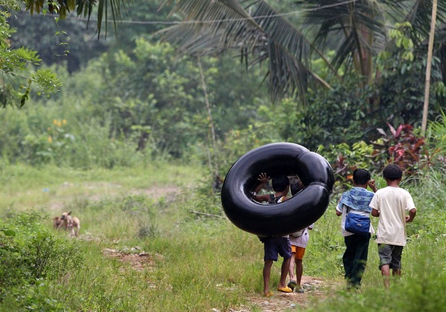 Dangerous school journeys, school, kids, dangerous school routes, journeys to school